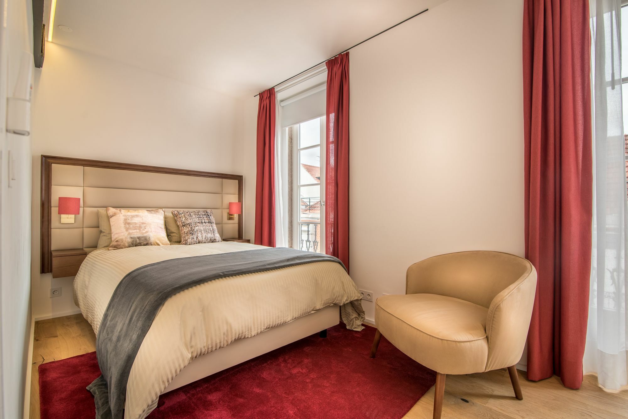 Santa Justa 77 - Downtown Luxury Apartments Лиссабон Экстерьер фото
